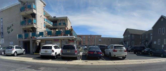 Four winds motel