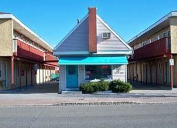 Offshore motel
