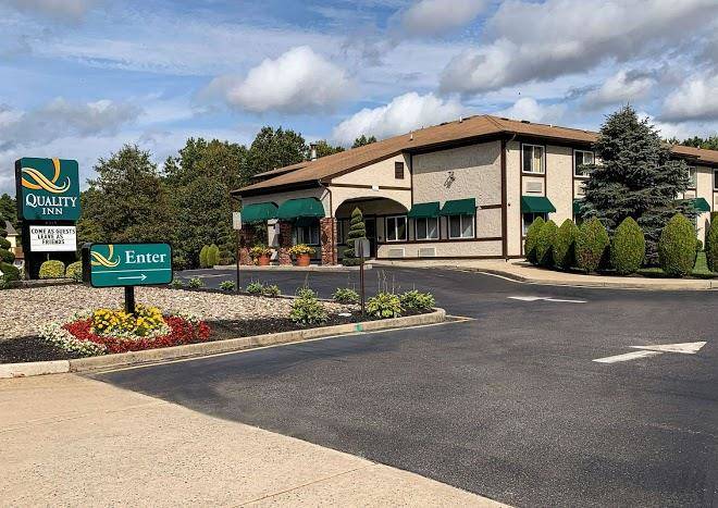 Quality inn near toms river corporate park
