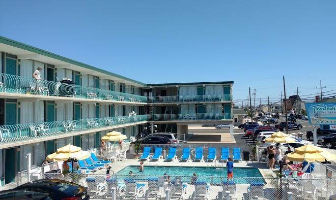 Tradewinds motor lodge