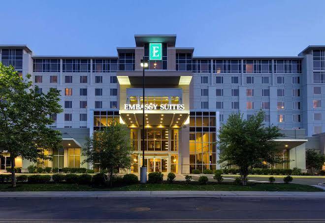 Embassy suites by hilton newark airport