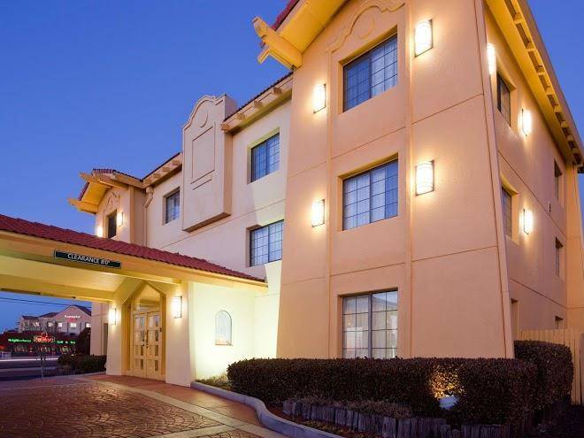 La quinta inn by wyndham albuquerque airport