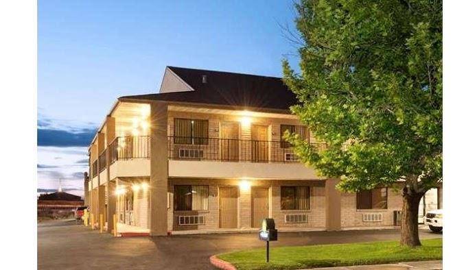 Days inn by wyndham albuquerque west