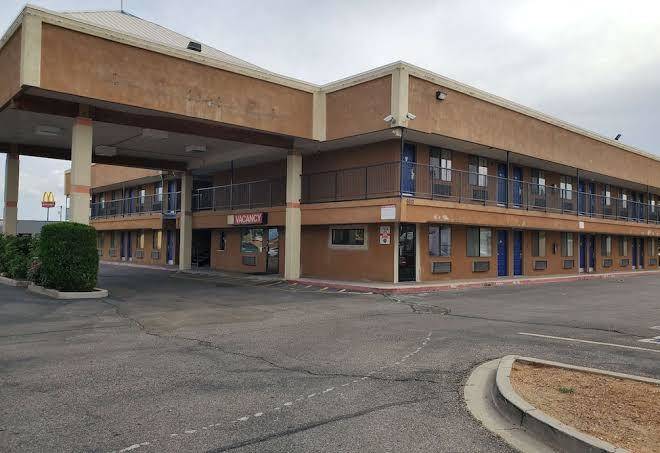 Travelodge By Wyndham Albuquerque West Image