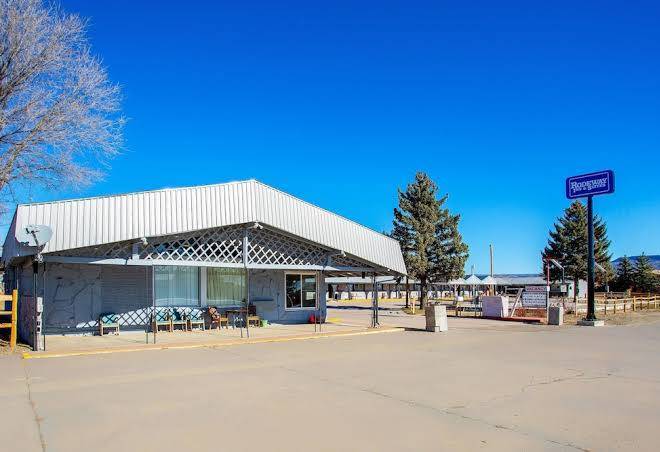 Raton's peak inn