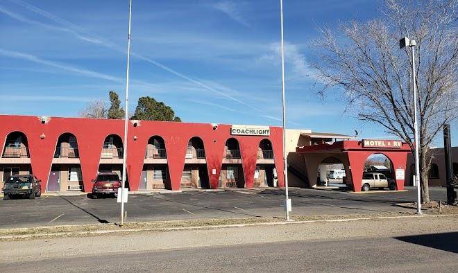 Coachlight inn hotel & rv park