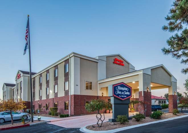 Hampton Inn & Suites By Hilton Los Alamos White Rock Image