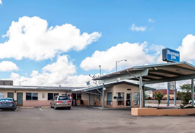 Economy Inn Gallup Image