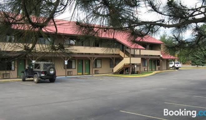 Branding iron motel