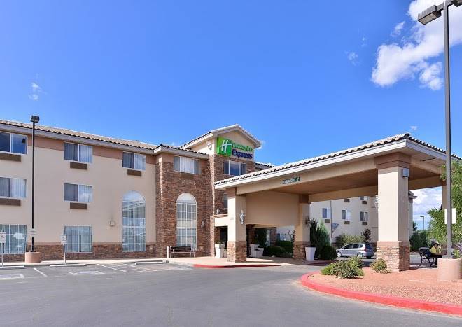 Holiday inn express & suites farmington