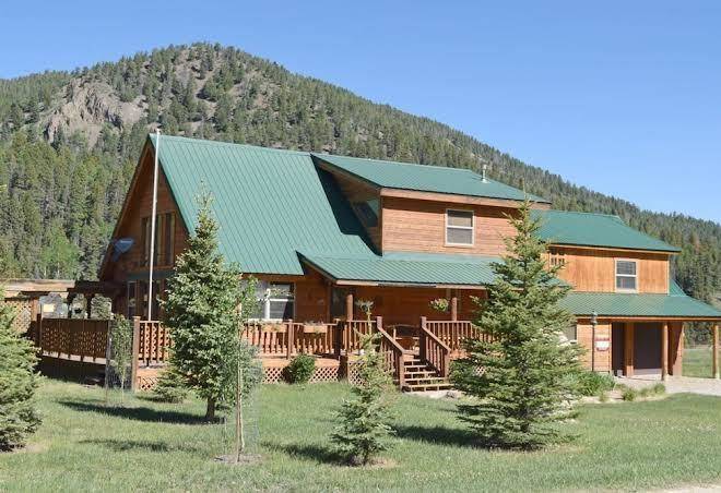 9 pines retreat