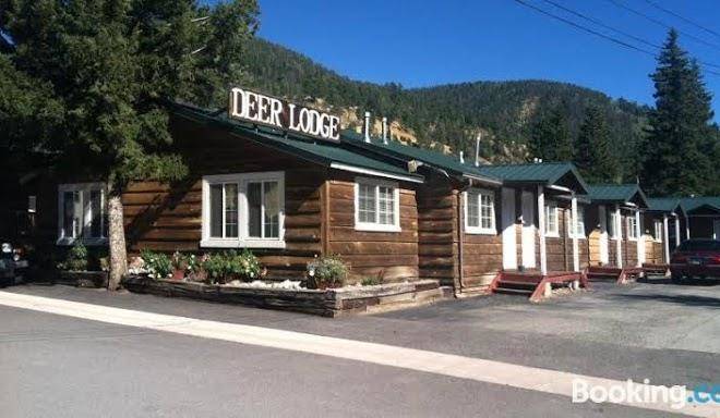 Deer lodge red river