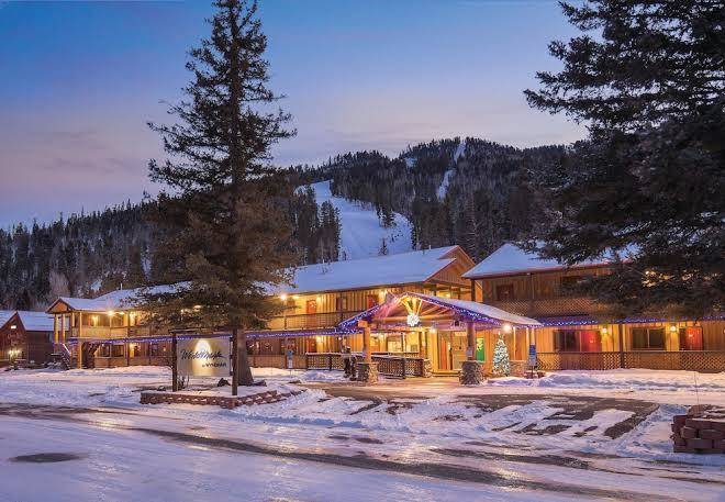 Worldmark red river