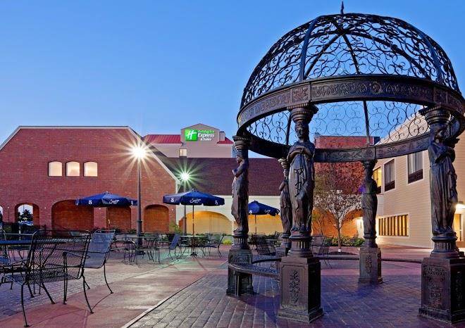 Holiday Inn Express & Suites Albany Airport Area Latham Image