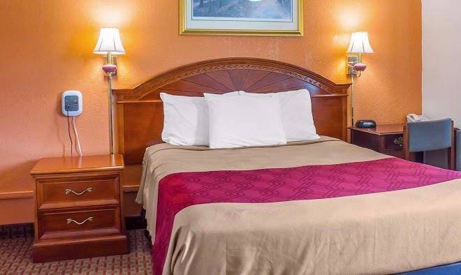 Econo lodge cuba i 86