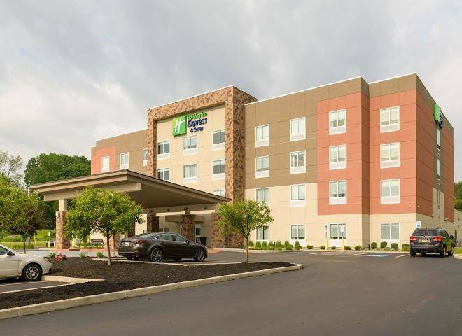 Holiday Inn Express & Suites Jamestown Image