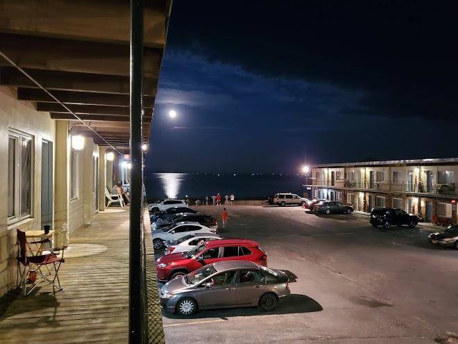 Golden gate lodging
