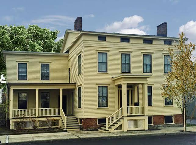 The inn at 34