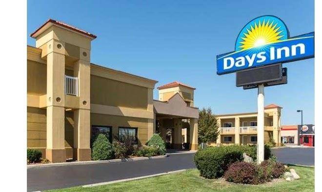Days Inn By Wyndham Tonawanda Buffalo Image