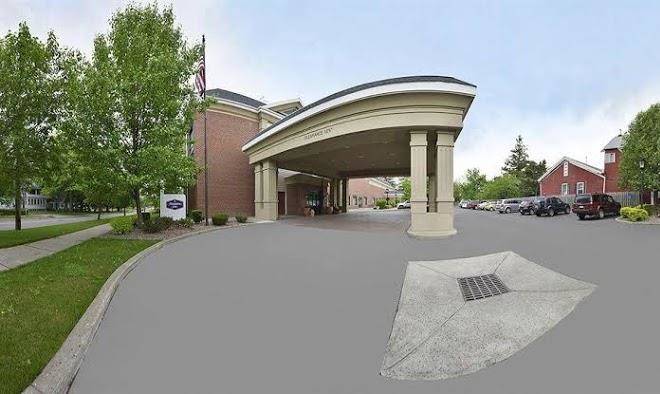 Hampton inn east aurora