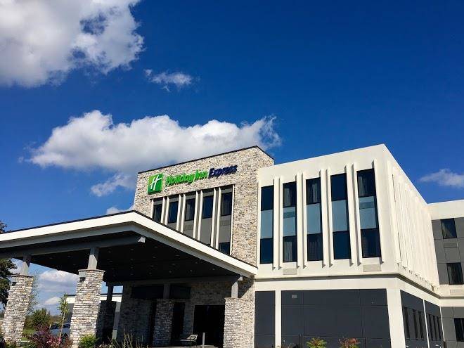 Holiday inn express grand island niagara falls