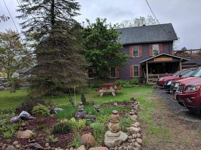 Rooster comb inn
