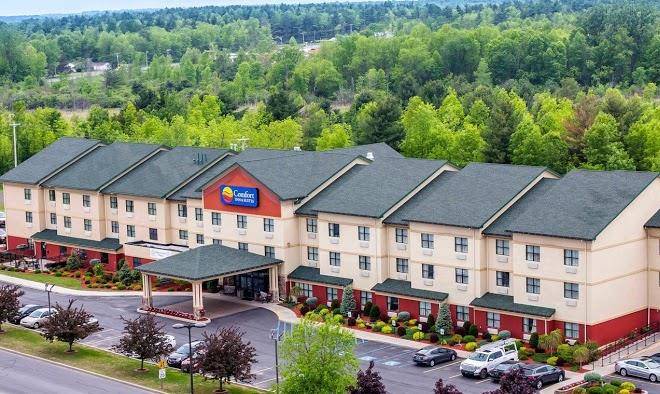Comfort inn & suites adj to akwesasne mohawk casino