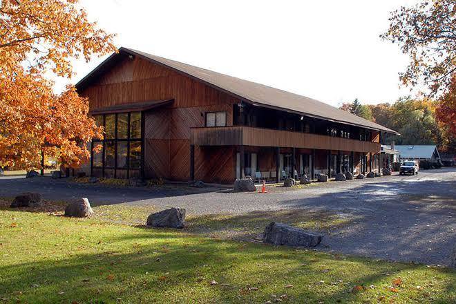 Catskill mountain lodge