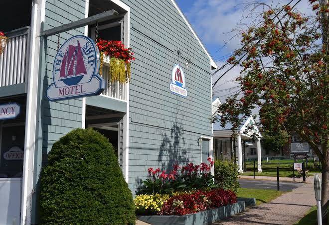 The ship motel