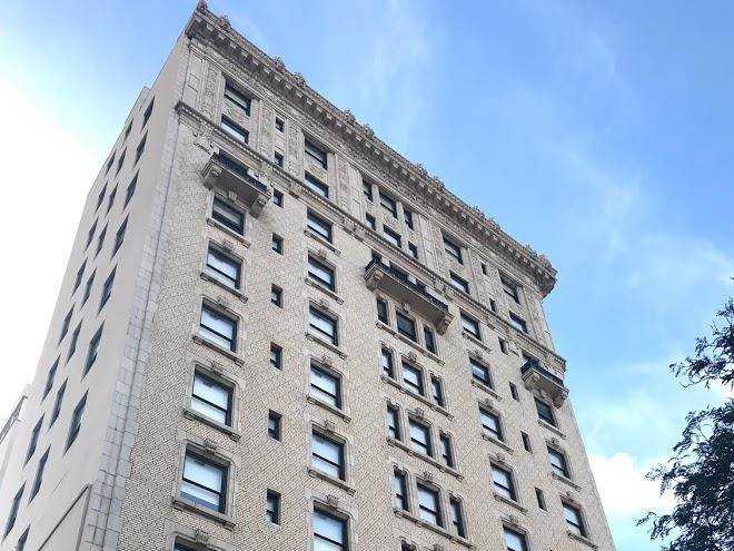 Bossert hotel