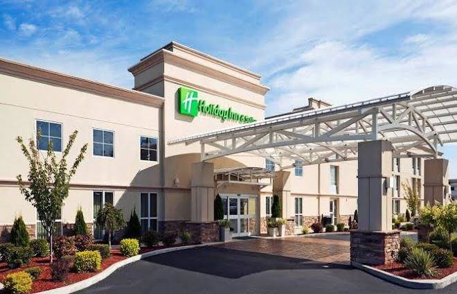 Holiday inn & suites rochester marketplace