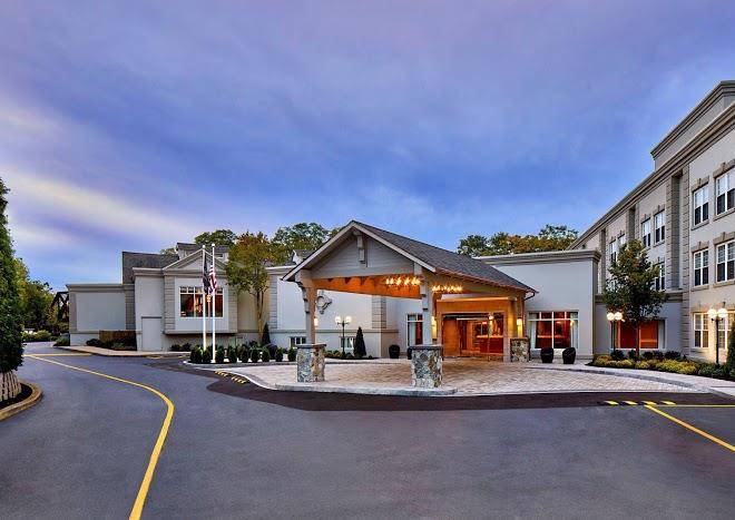 The del monte lodge renaissance rochester hotel & spa