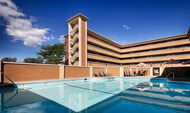 Best western mill river manor
