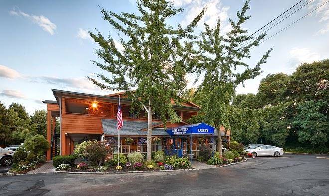 Best western woodbury inn