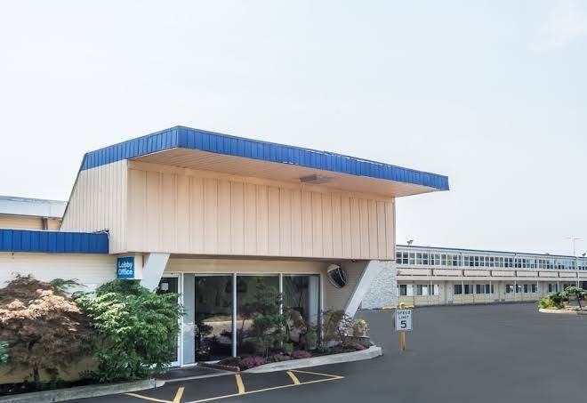 Days inn by wyndham hicksville long island