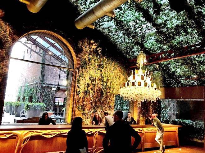 Hudson bar at hudson nyc