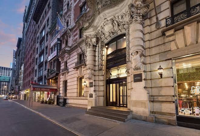 The hotel at fifth avenue