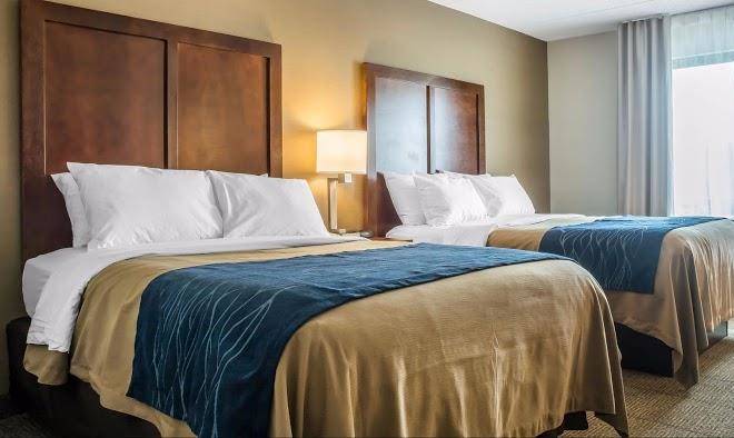 Comfort inn the pointe
