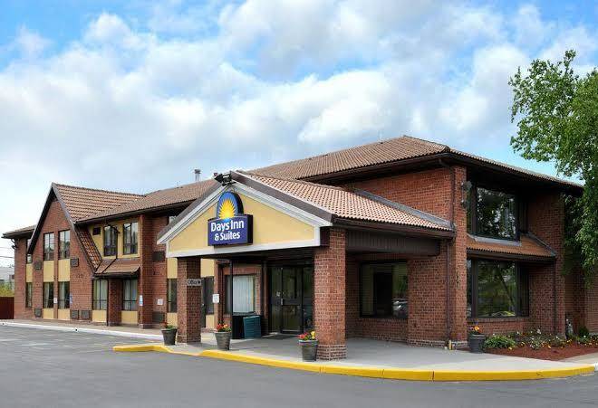 Days inn by wyndham utica