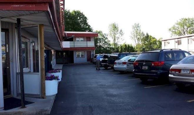 Happy journey motel