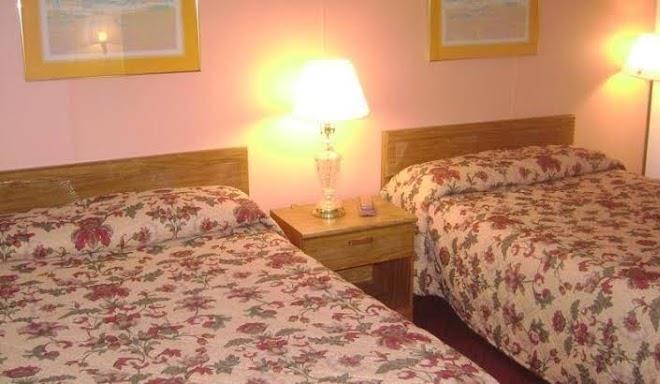 Red carpet inn rome ny