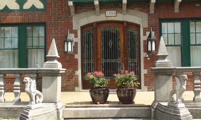 Barrington manor b & b