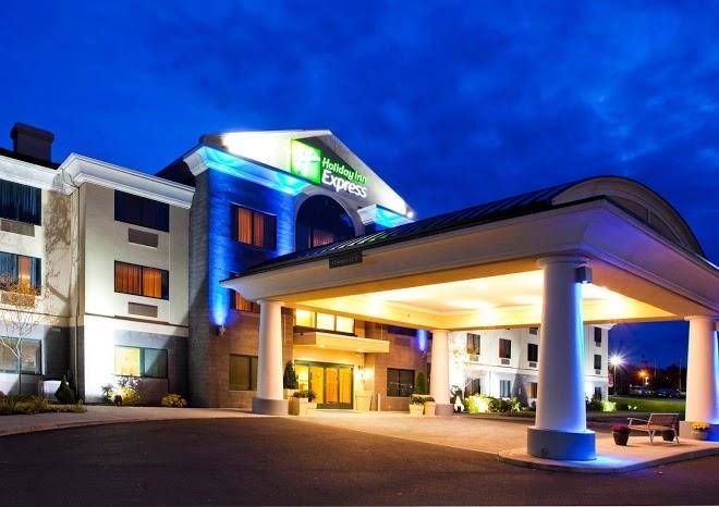 Holiday inn express syracuse airport