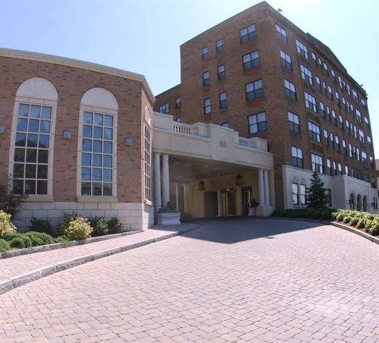 Collegian hotel & suites syracuse