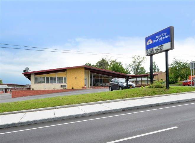 Americas Best Value Inn Geneva Image