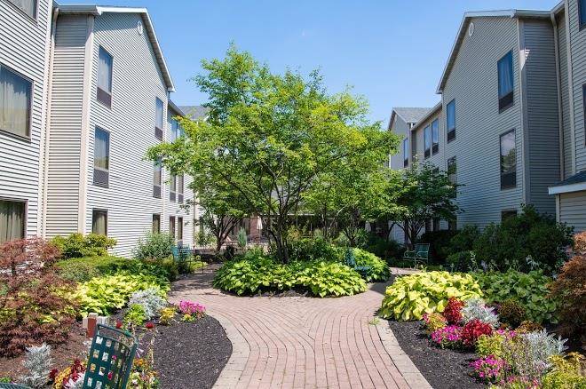 Hampton inn & suites rochester victor
