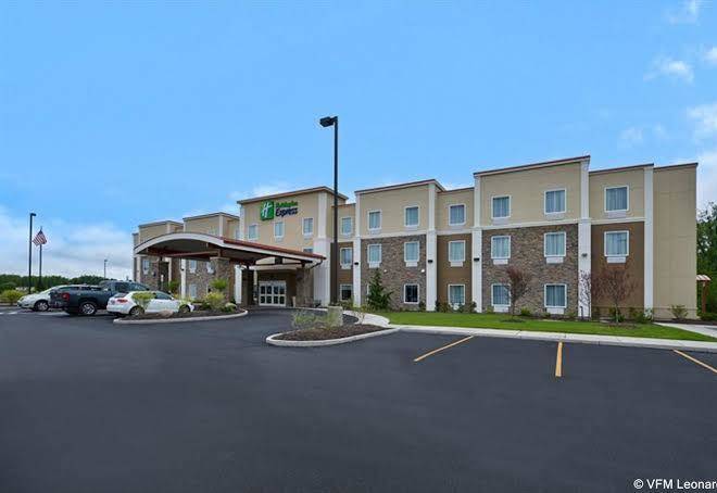 Holiday Inn Express Canandaigua Finger Lakes Image