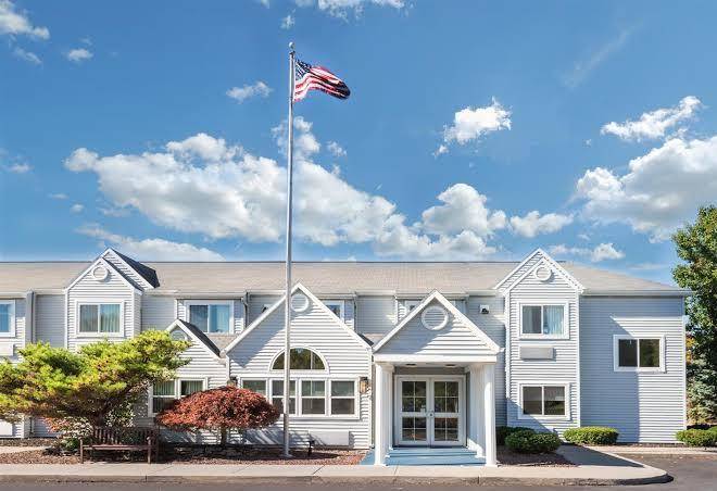 Microtel inn & suites by wyndham victor rochester
