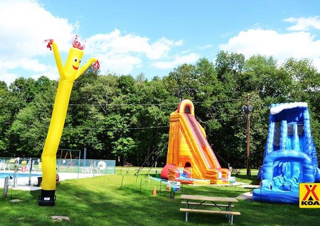 Deerpark New York City Nw Koa Holiday Image