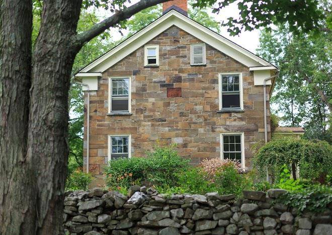 Hudson valley rose bed and breakfast